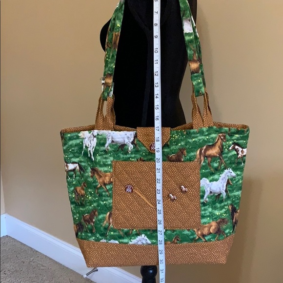 Hand sewn better than Vera Bradley horse tote NWOT - Picture 3 of 7